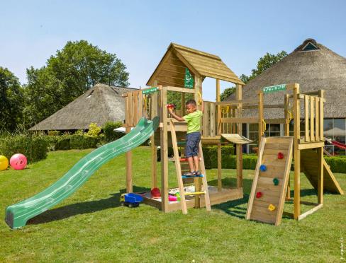 Jungle Cubby | Houten speeltoestel met glijbaan & Wiebelbrug