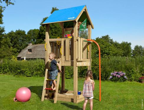 Jungle Castle | Houten speeltoestel met brandweerpaal